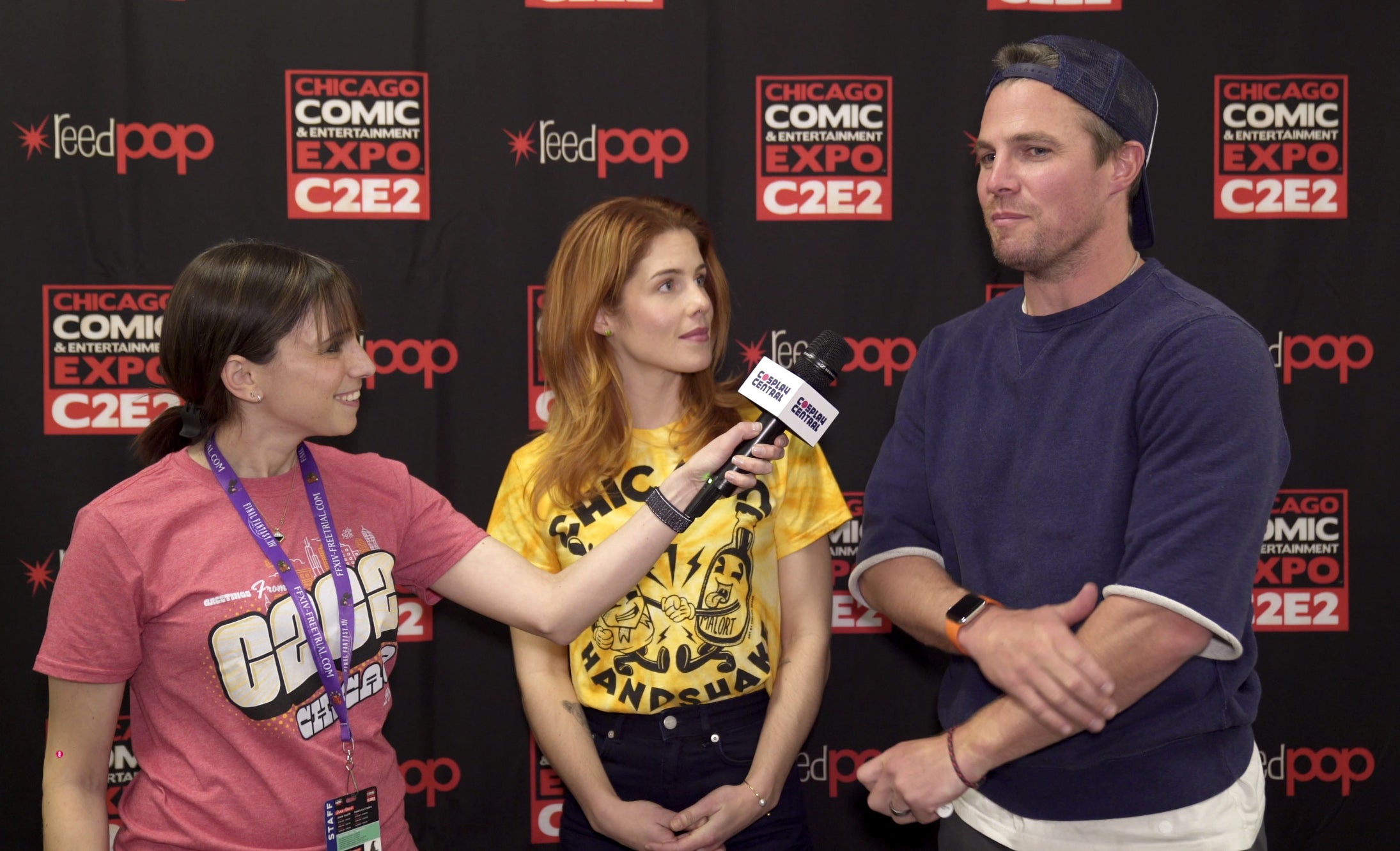 Arrow stars Stephen Amell and Emily Bett Rickards discuss cosplay.