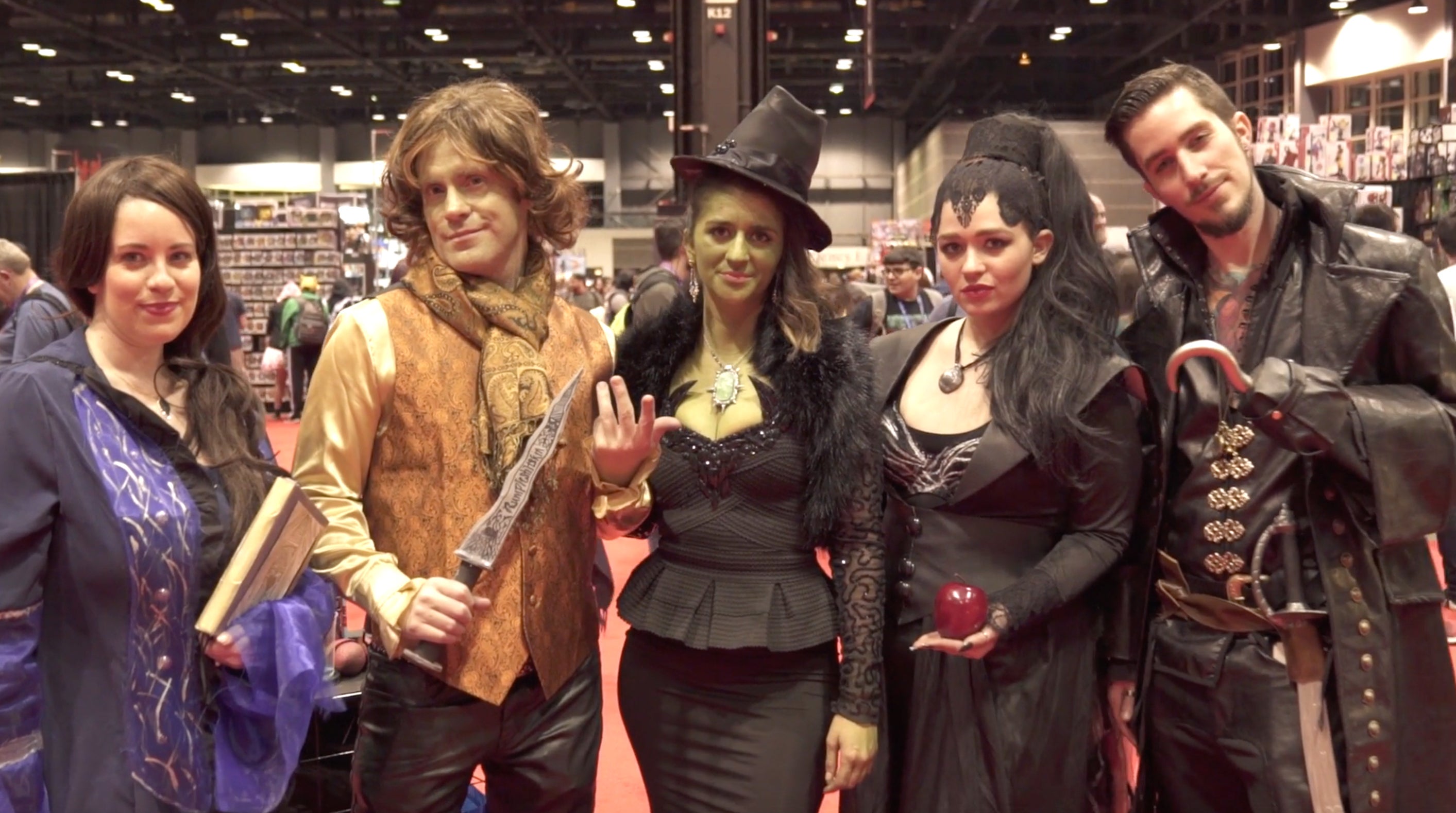Once Upon a Time cosplay at C2E2 2020