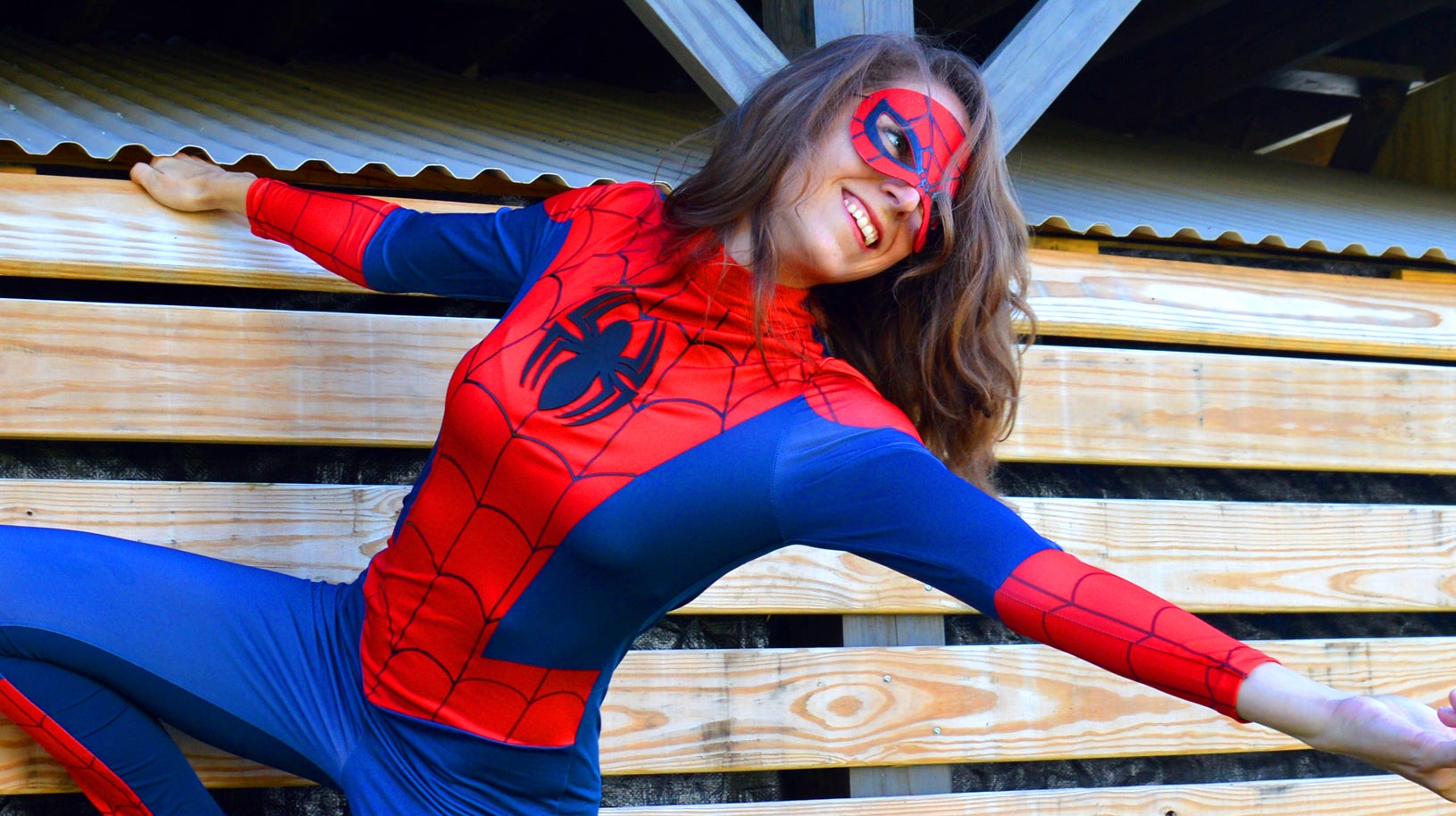 Plexi Cosplay in a Spider-Man cosplay