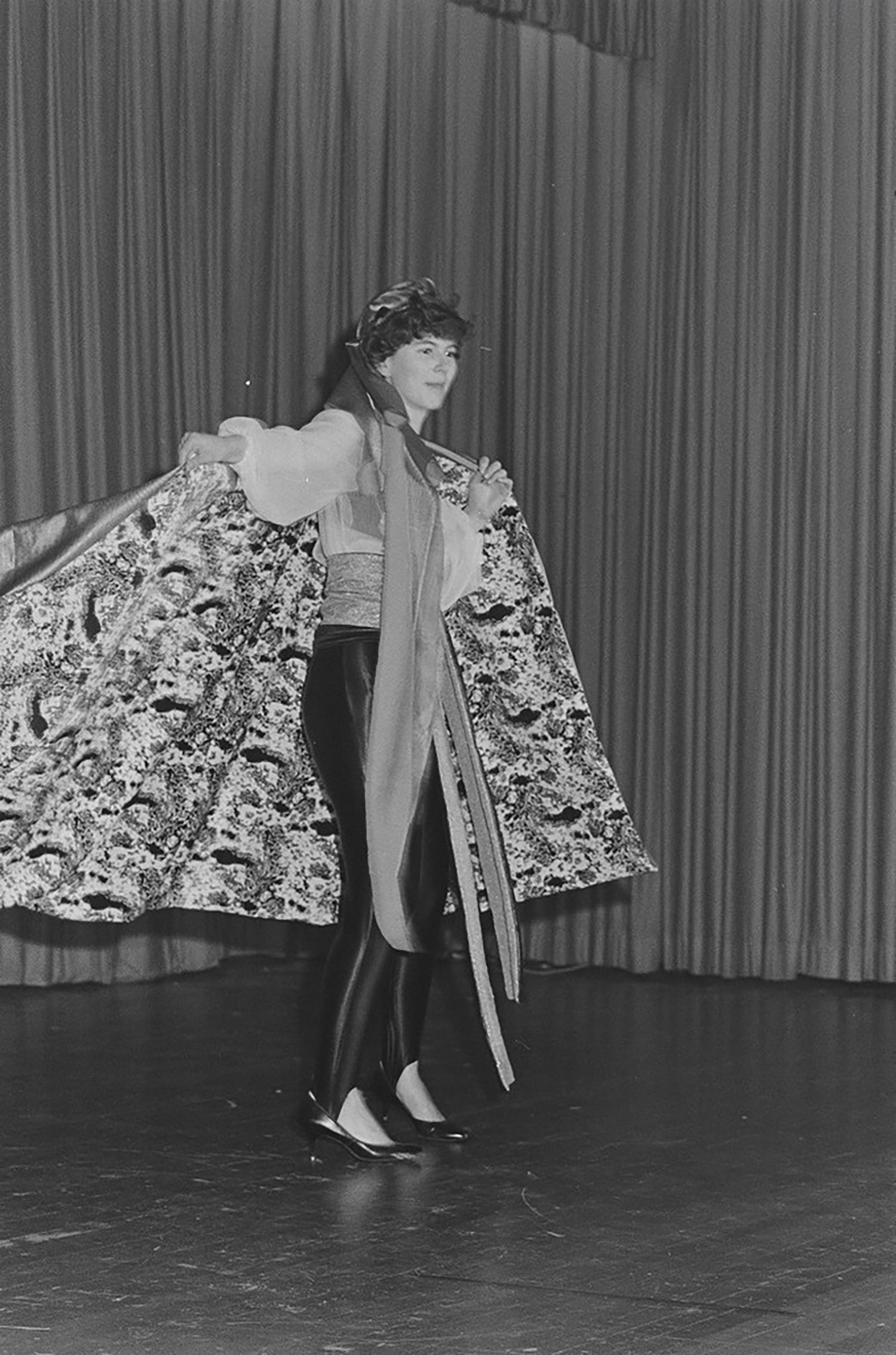 Photos from the 1966 World Science Fiction Convention, Photographed by Jay Kay Klein