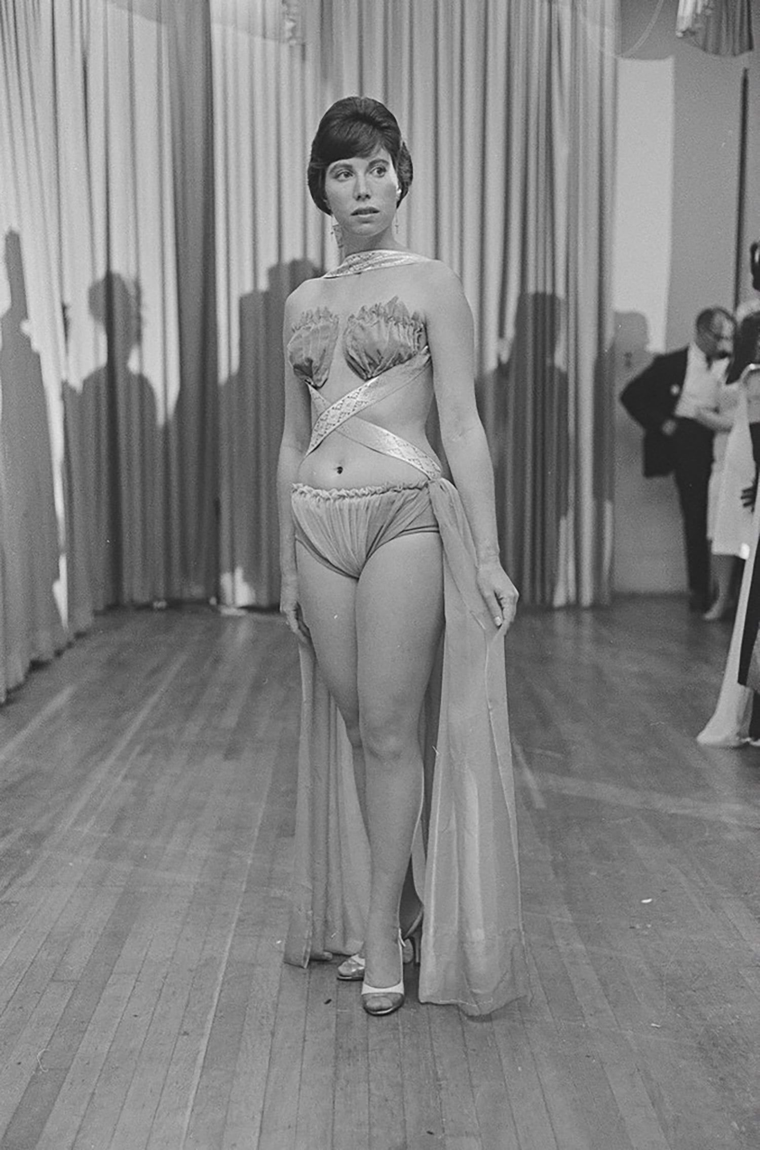 Photos from the 1966 World Science Fiction Convention, Photographed by Jay Kay Klein