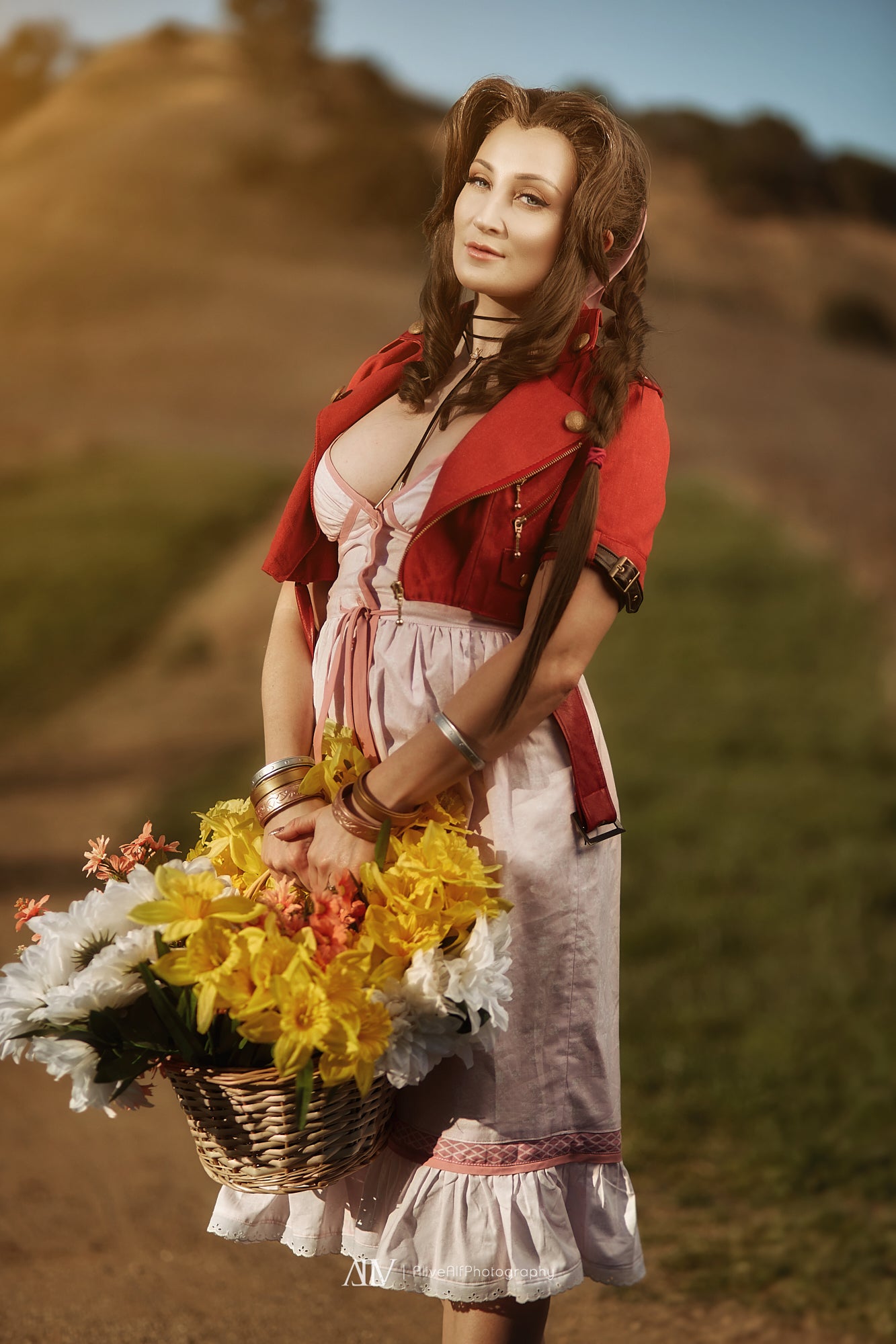 Holly T Wolf Aerith Gainsborough Cosplay from Final Fantasy VII