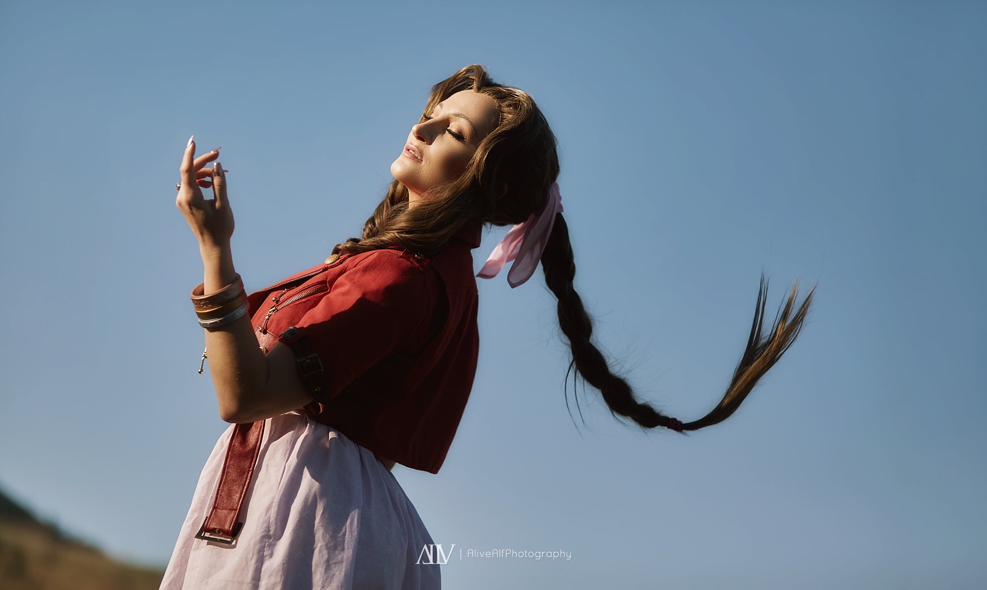 Holly T Wolf Aerith Gainsborough Cosplay from Final Fantasy VII
