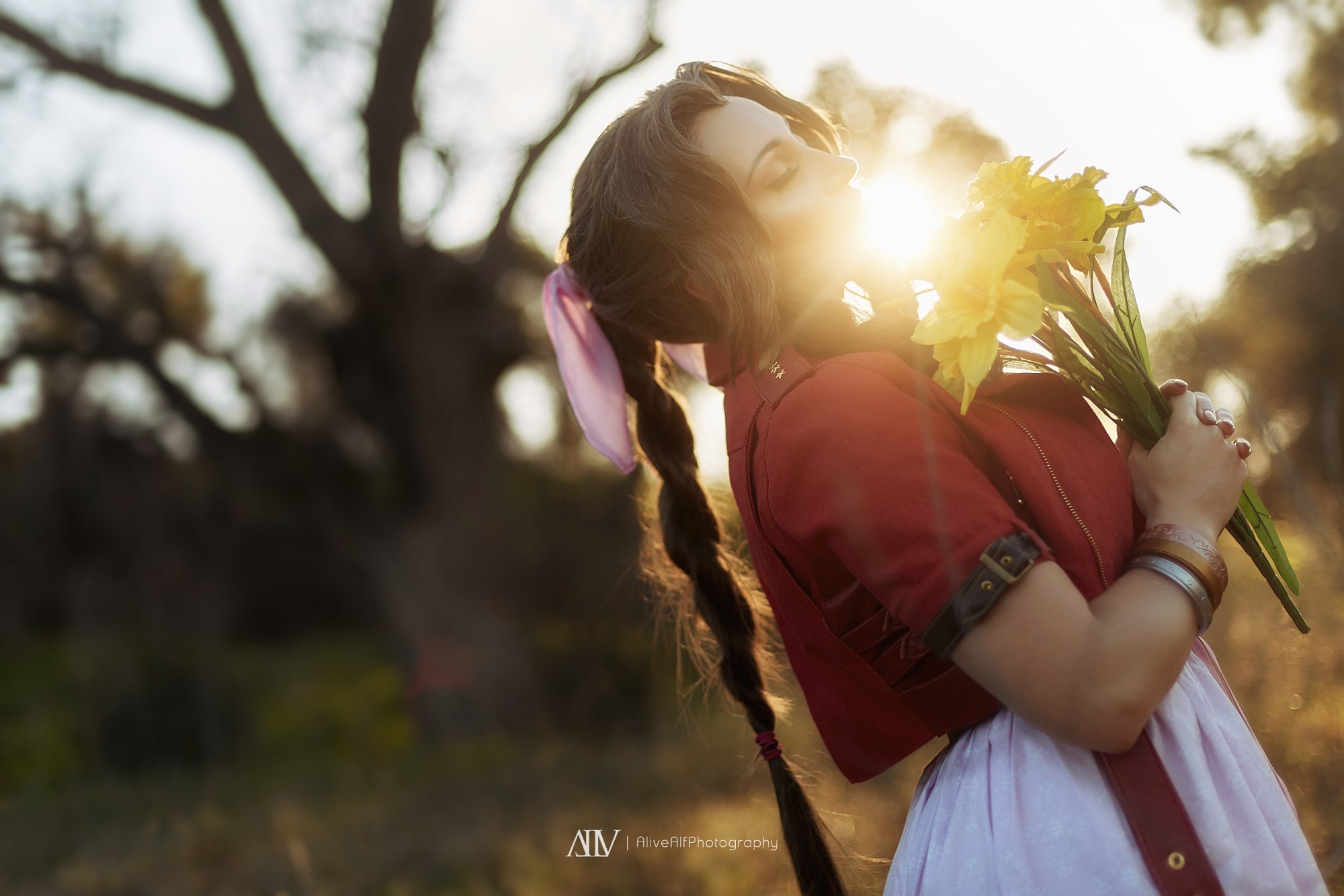 Holly T Wolf Aerith Gainsborough Cosplay from Final Fantasy VII