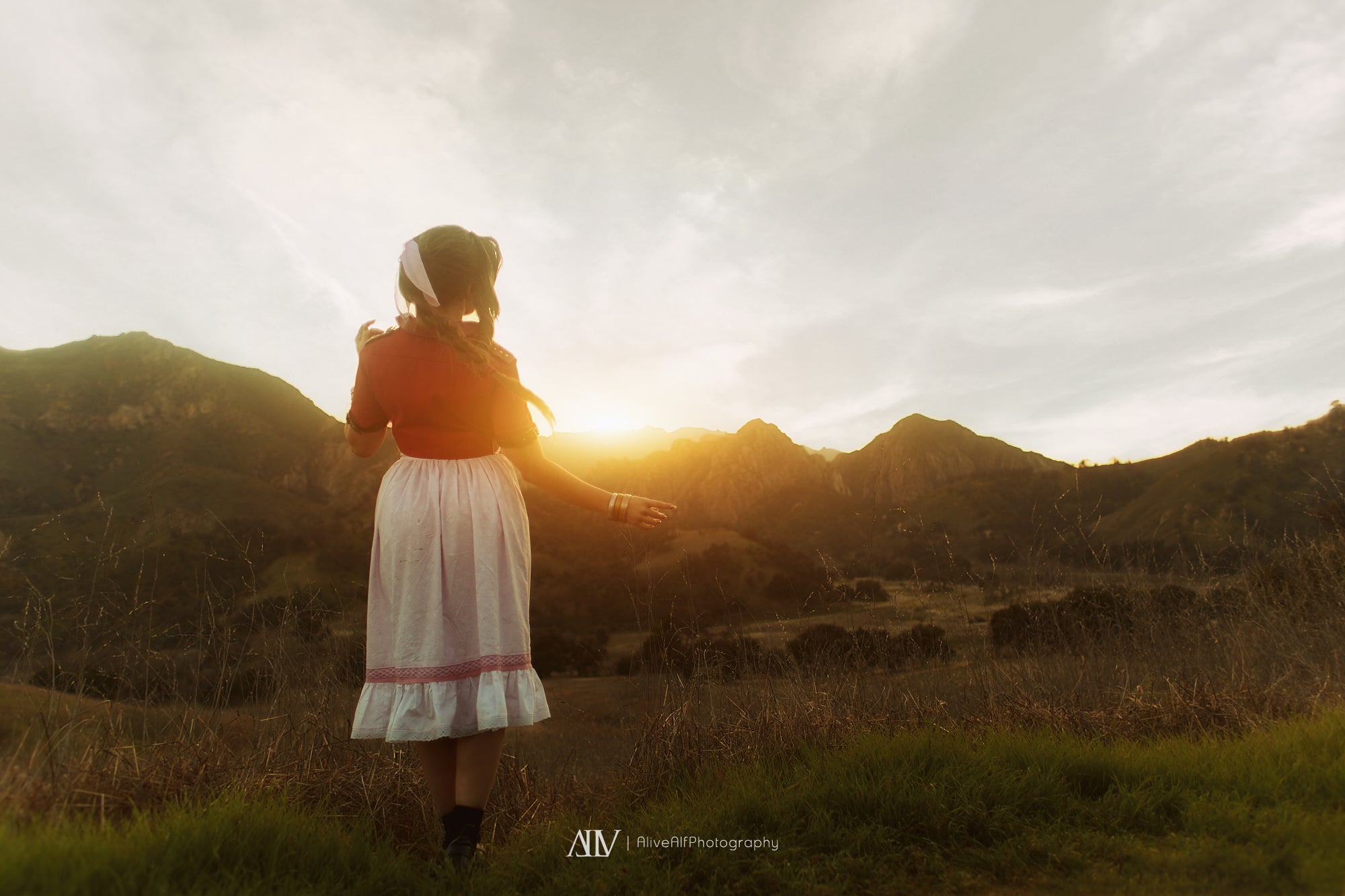 Holly T Wolf Aerith Gainsborough Cosplay from Final Fantasy VII
