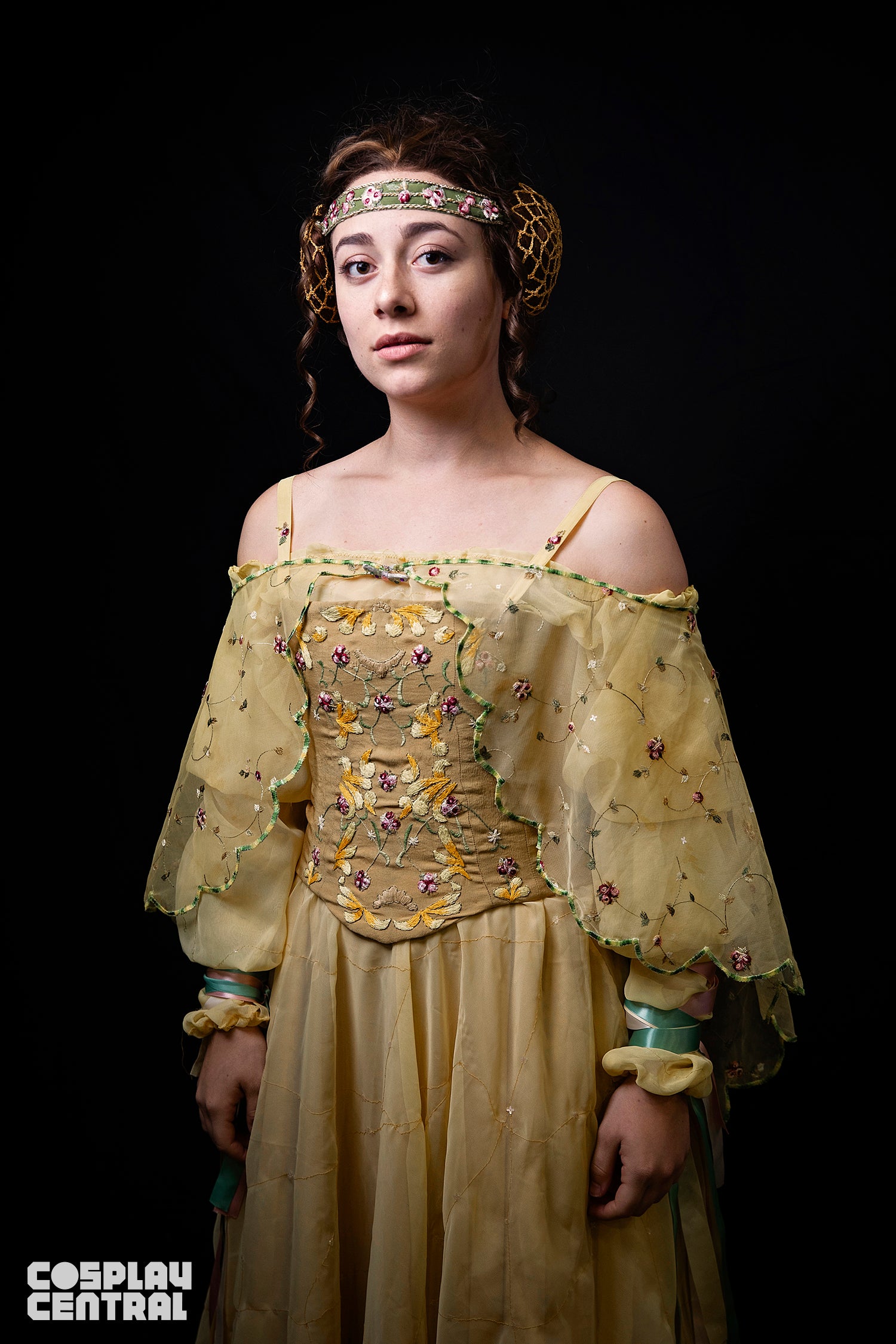 Right Star Cosplay as Padme Amidala
