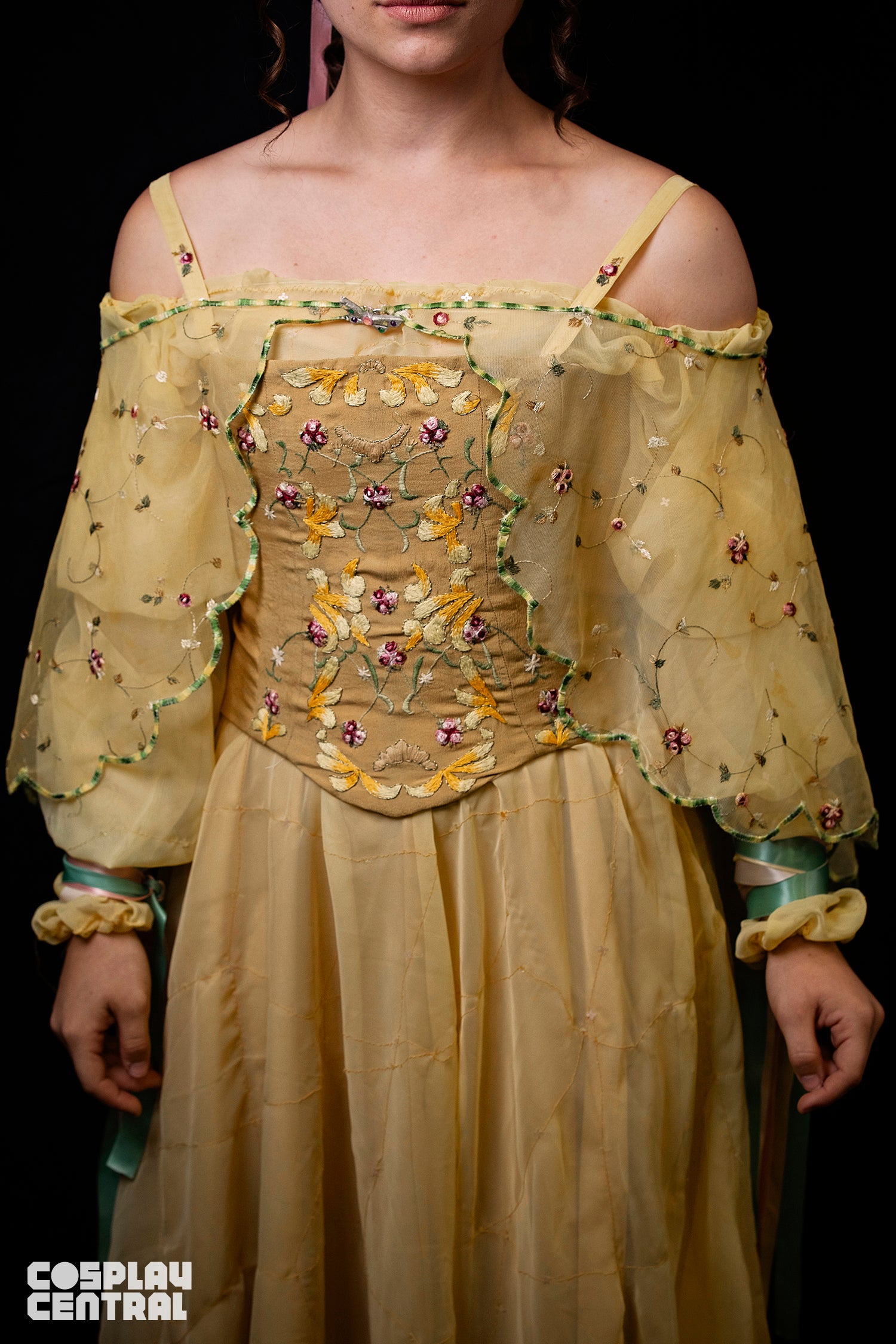 Right Star Cosplay as Padme Amidala