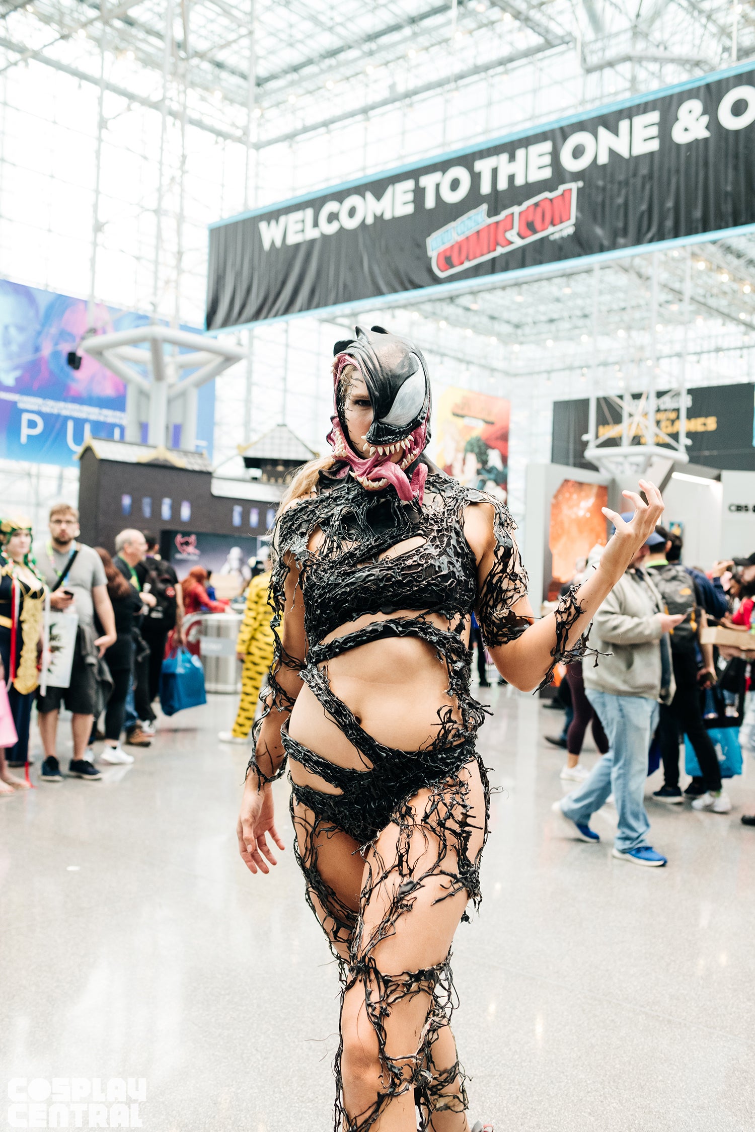 Alli Z as Venom at New York Comic Con