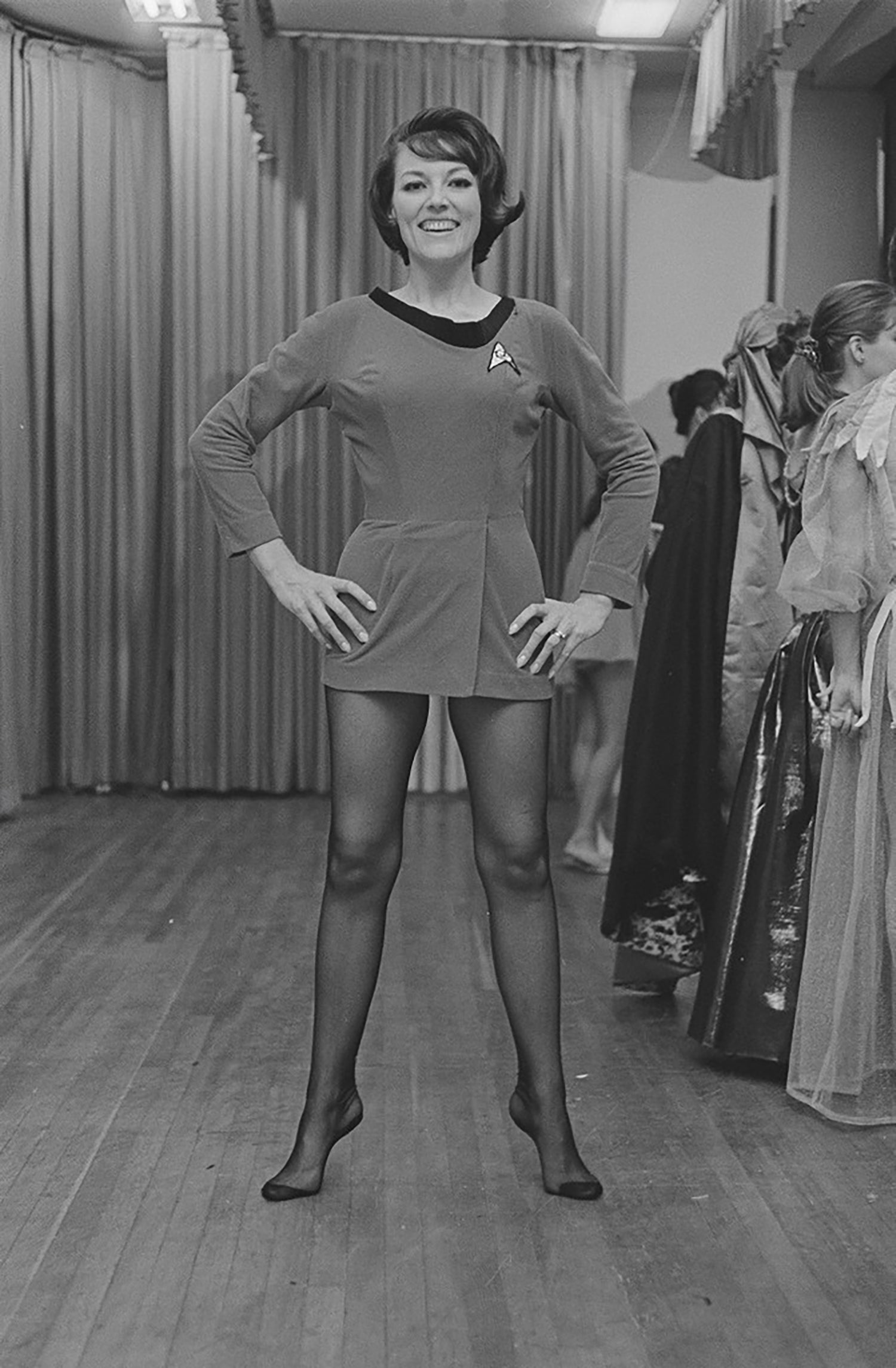 Photos from the 1966 World Science Fiction Convention, Photographed by Jay Kay Klein