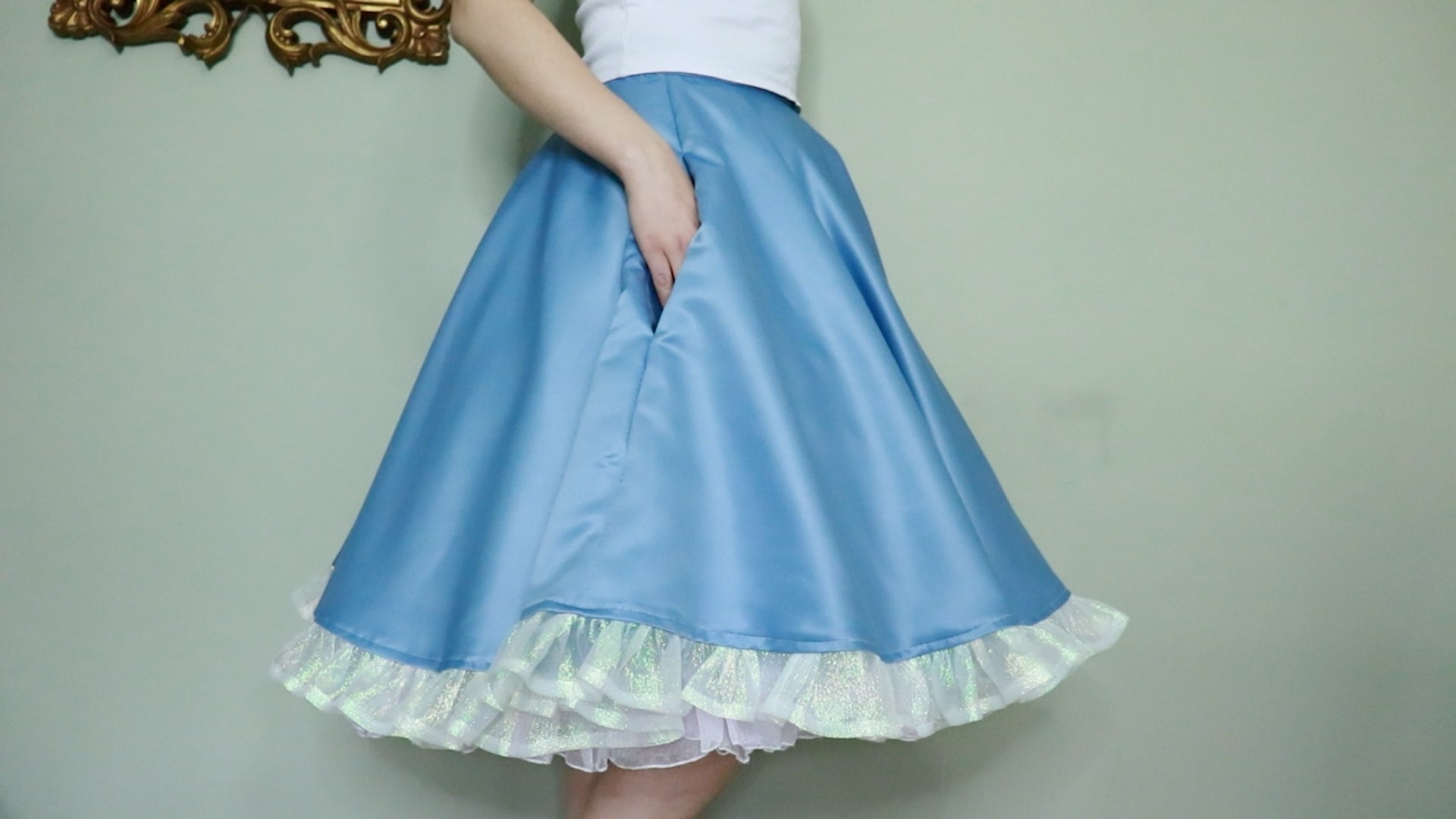 How To Add Pockets To Your Cosplay