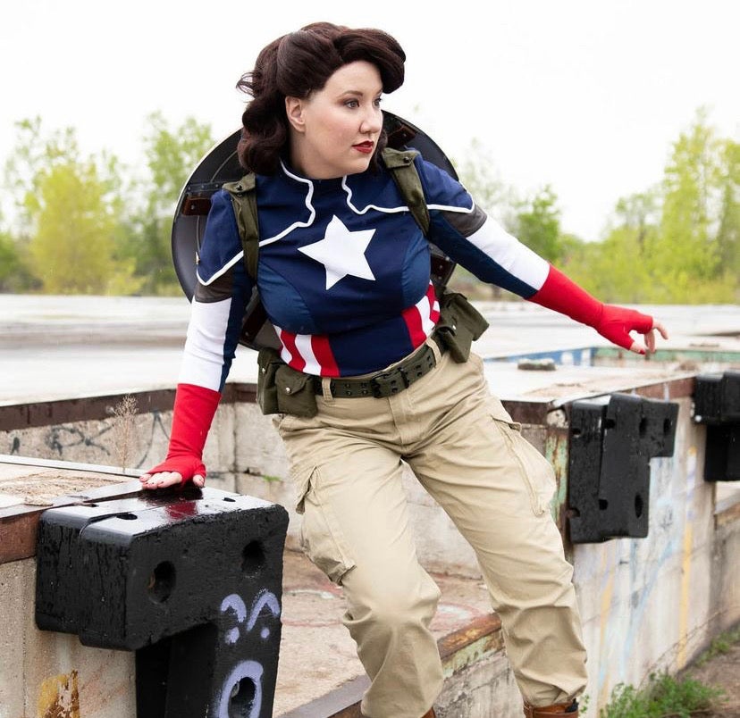 Captain Carter Cosplay