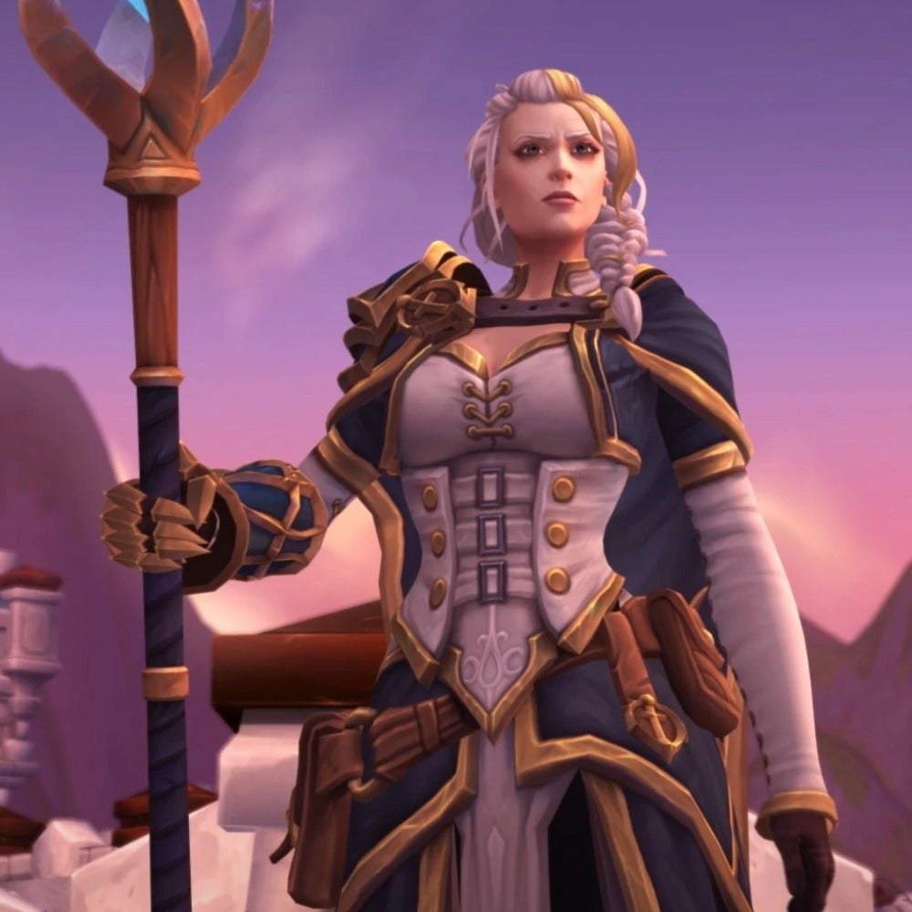 Jamie Lee Curtis at the Oscars 2022 (left) and Jaina Proudmore from World of Warcraft (right)