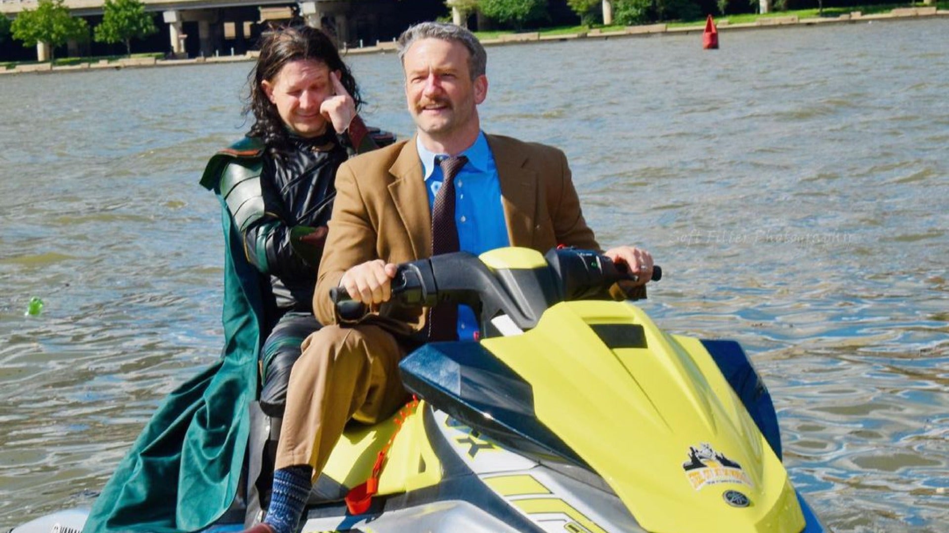 Cosplayers Create Jetski Scene With Mobius And Loki Cosplay Central