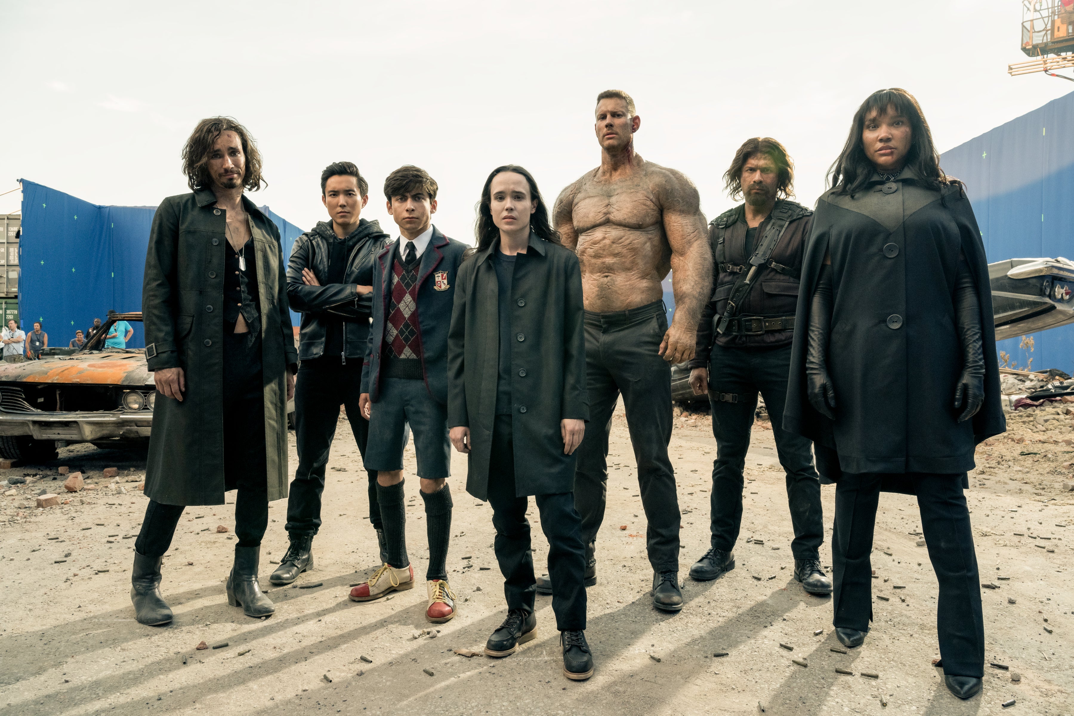 Umbrella Academy Costume Designer Gives Cosplay Advice Cosplay Central The umbrella academy's luther, diego, klaus, five and more return to netflix. umbrella academy costume designer gives
